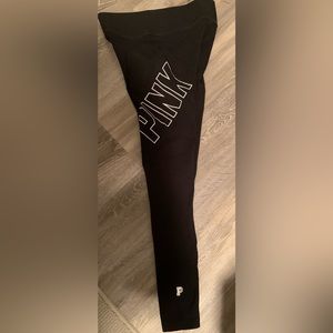 Victoria’s Secret signature yoga pant.